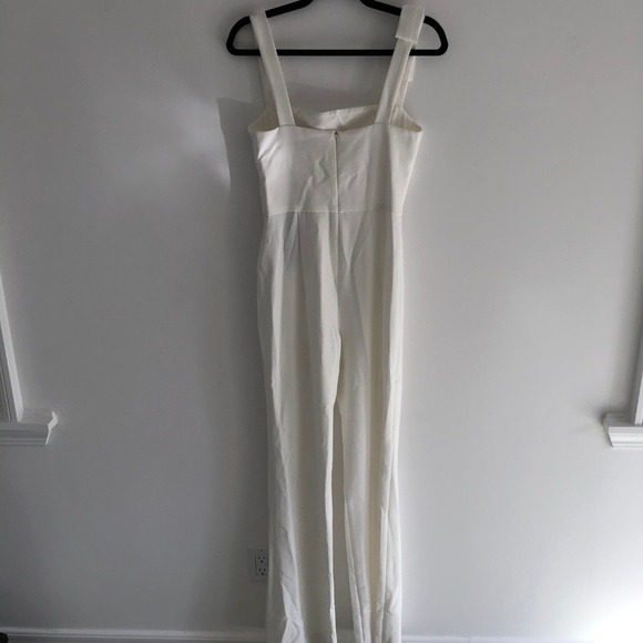 Black Halo Dana Jumpsuit - Porcelain